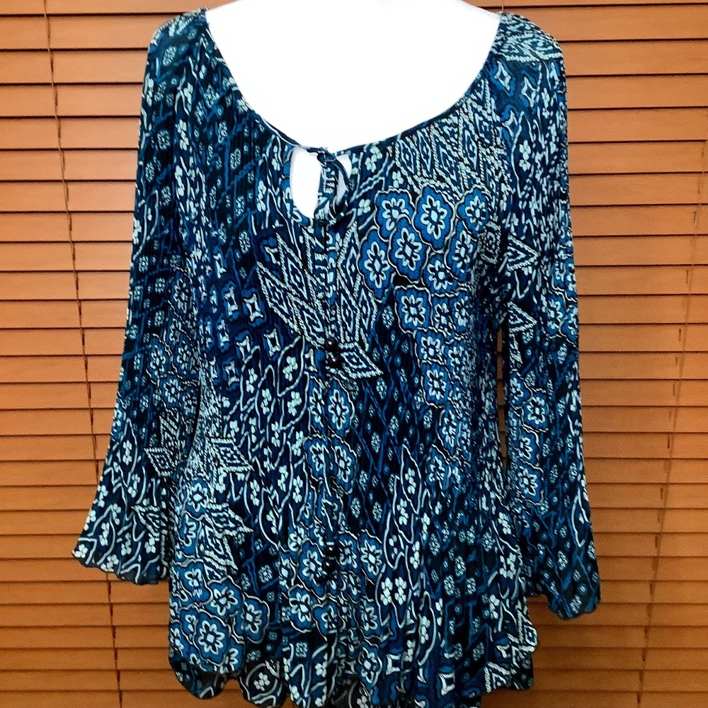 SIGNATURE BY LARRY LEVINE XL TOP